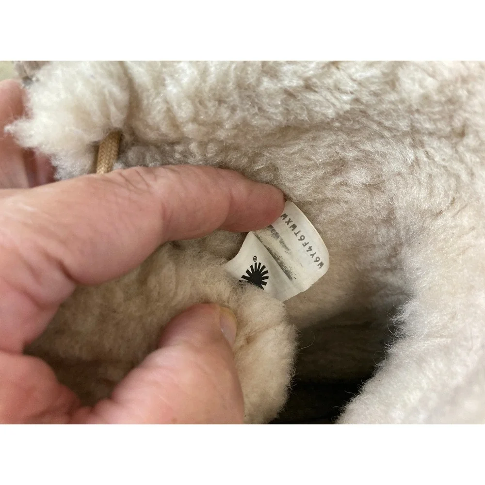 UGG adirondack iii